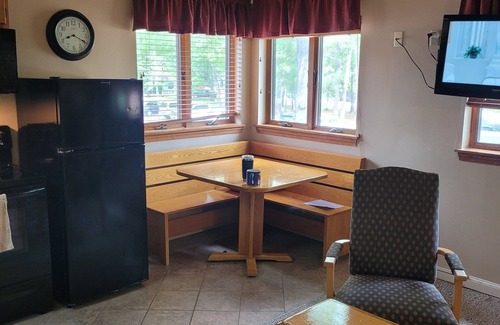 Bartlett Condo | Beautiful condo in Bartlett NH July 26th to August 2nd 2025 BOOK NOW!n