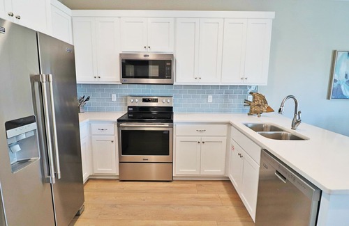 Port St. Joe Apartment | Beautiful condo in walking distance to both the town center and the Bay!