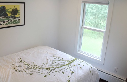 Copake Falls Cottage | Beautiful cottage in Copake Falls: Foot of the Birkshires. Ski, swim, hike.