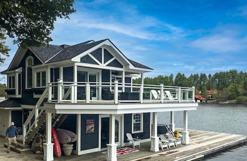 Muskoka Lakes Cottage | Beautiful Cottage - Walker's Point Lake Muskoka! All Day Sun! AC!
