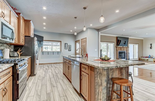 Cornland House | Beautiful Country Setting with Heated Inground Pool and Stocked Pond