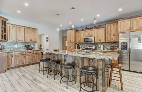 Cornland House | Beautiful Country Setting with Heated Inground Pool and Stocked Pond