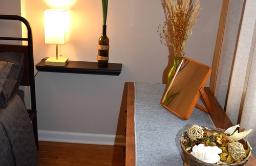 South Orange Apartment | Beautiful downtown 1 bedroom apt - 4 min walk to NYC train - parking on premises
