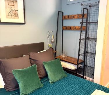 Spitalfields Apartment | Beautiful En-suite room by Hostara Homes