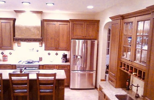 Western Springs House | Beautiful English Cottage in Historic Old Town