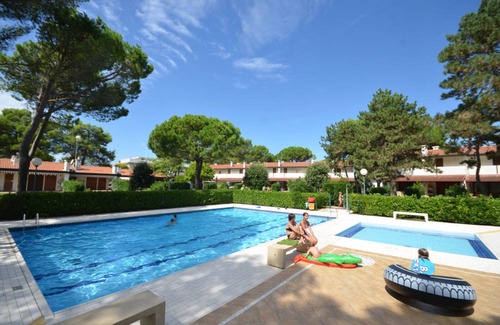 Bibione Lido dei Pini Apartment | Beautiful flat with terrace and garden