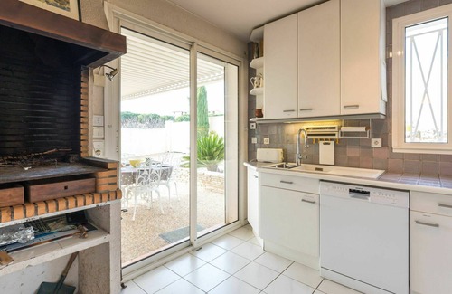 Saint-Pierre-la-Mer House | Beautiful private villa for 6 people with A/C, private pool, WIFI, TV, terrace and parking