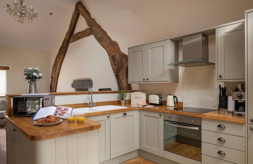 Eglwysbach Apartment | Beautiful Renovated Barn within the Countryside