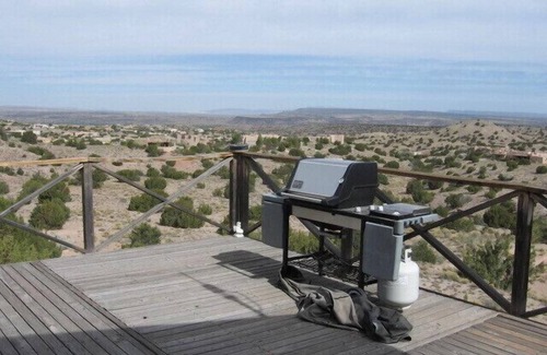 Placitas House | Beautiful & Gracious Accommodations in the Sandia Foothills