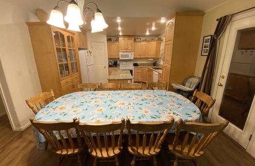 Idaho Falls House | Beautiful home, 8 bedrooms-18 beds-sleeps 30, family friendly
