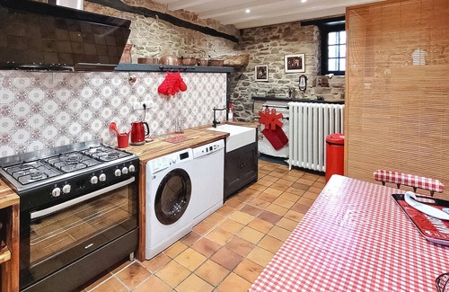 Saint-Paul-la-Roche House | Beautiful home in St Paul La Roche