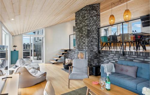Blokhus House | Beautiful Home In Blokhus With Wifi