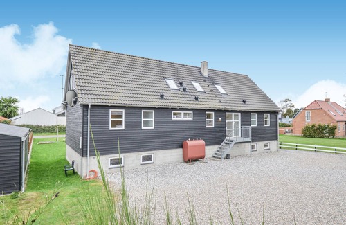 Vibæk Strand House | Beautiful home in Ebeltoft with sauna
