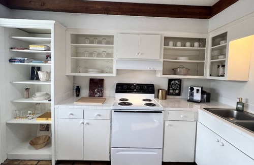 Rincon Heights House | Beautiful Home in Historic Rincon Heights + U of A