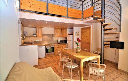 Raphele-les-Arles House | Beautiful Home In Raphèle-Lès-Arles