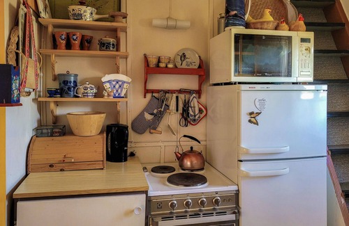 Sveio House | Beautiful home in Sveio with kitchen