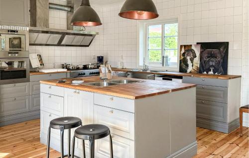 Tranas House | Beautiful Home In Tranås With Sauna