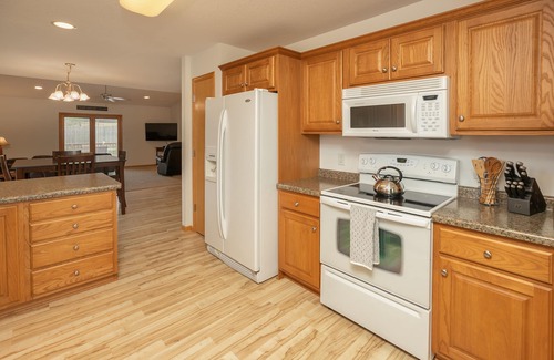 Rochester House | Beautiful home located minutes to downtown - 4 bedrooms/3 baths
