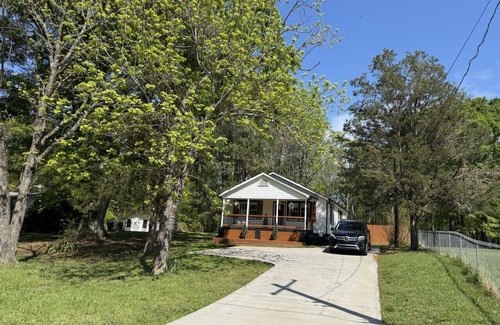 Woodruff House | Beautiful Home minutes from Downtown & BMW