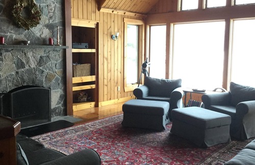 Whitefield House | Beautiful Home With Mountain Views And 100' Of Water frontage - Skiing close by