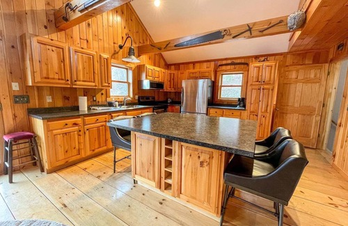 Moretown House | Beautiful Home with views and a hot tub 10 minutes from Sugarbush Resort