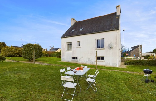 Ploneour-Lanvern House | Beautiful house for 6 - Discover the Pays Bigouden