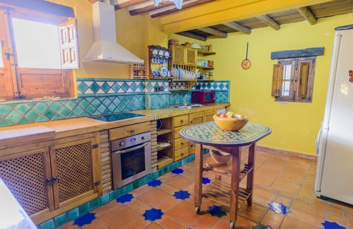 Algarinejo Cottage | Beautiful house Andalusia´s center, 3 BD, 2 BR, Jacuzzi and Pool, waterfalls.