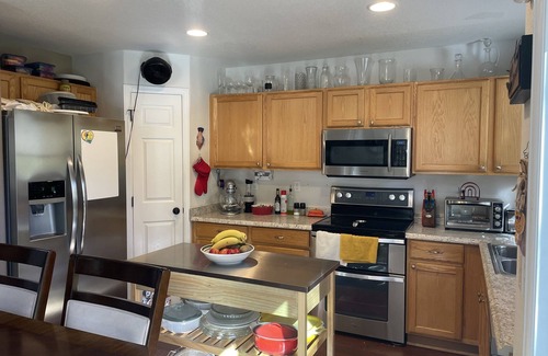 Highlands Ranch House | Beautiful House Share for Budget Travellers
