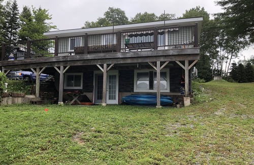 Chester Cottage | Beautiful Lakefront Cottage