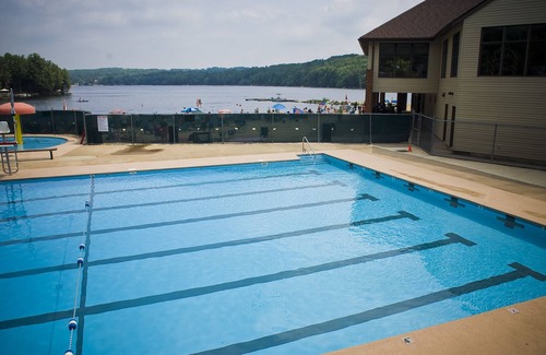 Hamlin House | Beautiful Lakefront Home in The Hideout: Private Dock and Swimming Area
