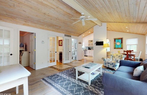 Lakeside House | Beautiful Lakeside MI vacation home with association beach access Summer & Fall