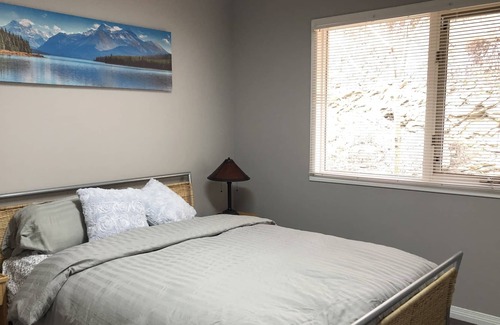 West Kelowna Estates House | Beautiful lakeview 3 bdrm in West Kelowna
