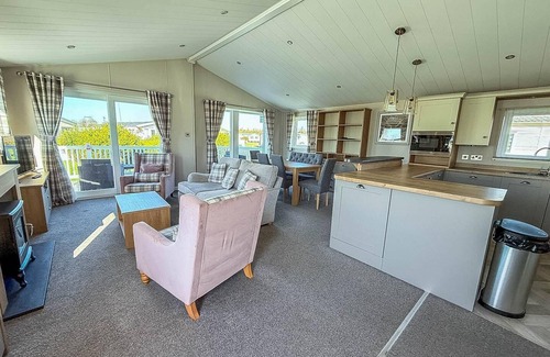 Hunstanton Cabin | Beautiful lodge with decking in Hunstanton at Manor Park ref 23195K