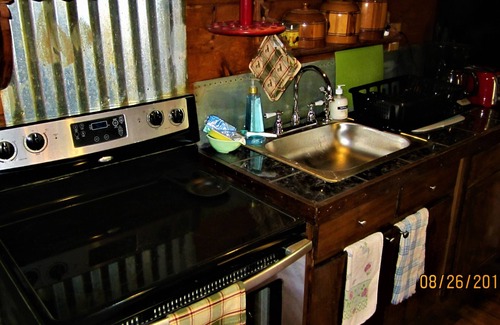 Rutherfordton Cabin | Beautiful log cabin, only minutes from the Equestrian Center