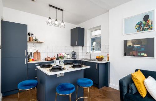 New Cross Apartment | Beautiful luxe 3 Bedroom with 4 Beds