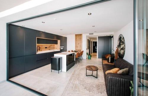 Rojales Apartment | Beautiful luxurious apartment with rooftop pool