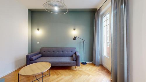 Augustins Apartment | Beautiful modern apartment with balcony in Geneva