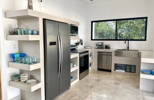Samara Villa | Beautiful modern house - walk to the beach and to town