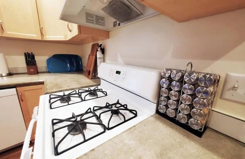 Downtown House | Beautiful New 3 Bedroom Home with Garage.