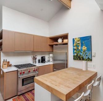Fairview Apartment | Beautiful, Newly Renovated Creek Home