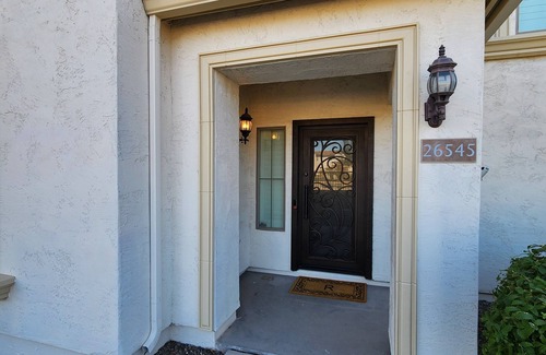 Stetson Valley House | Beautiful, Peaceful, Home away from Home -Perfect for 4 people and Pet Friendly!