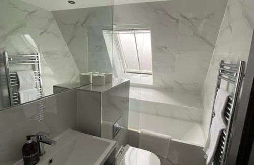 Winchester Apartment | Beautiful Penthouse in centre of Winchester