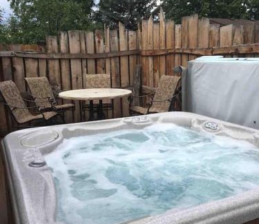 Pleasant Valley House | Beautiful Perfectly Located Hot Tub Fire Pit Bikes