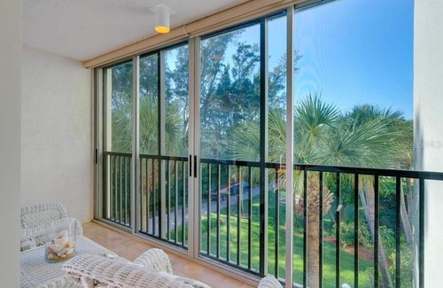 Longboat Key Condo | Beautiful Portobello Condo Steps to Private Beach, Tennis and Pool