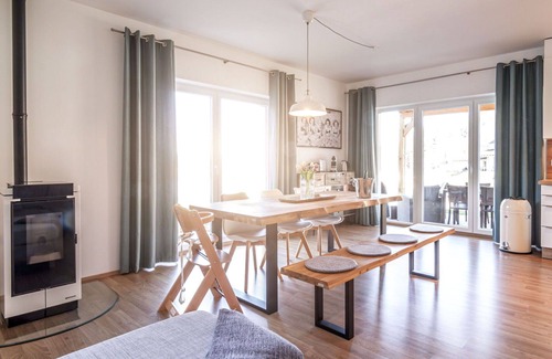 Frymburk House | Beautiful private villa for 5 guests with WIFI, TV, terrace and pets allowed