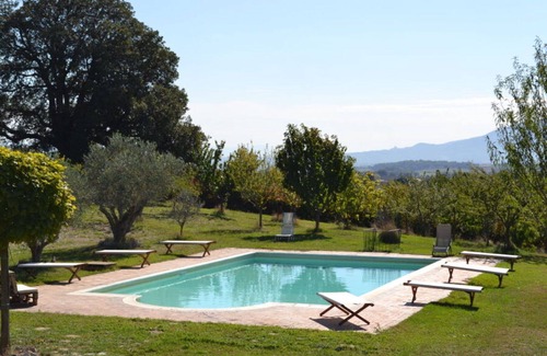 Montefiascone Villa | Beautiful private villa for 18 guests with WIFI, private pool, patio and pets allowed