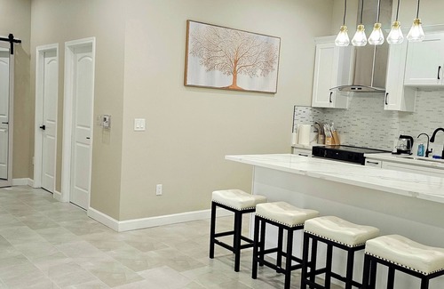 Placentia House | Beautiful Private Bedroom Placentia - Walking distance to CSU Fullerton
