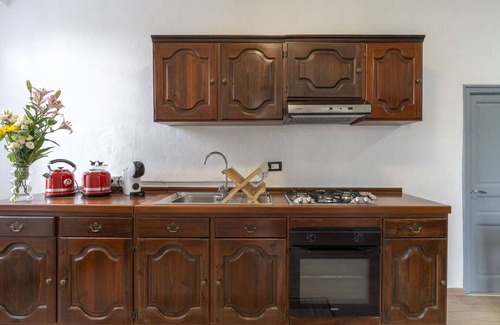 Pietrabruna House | Beautiful private villa for 4 guests with WIFI, TV, balcony and pets allowed