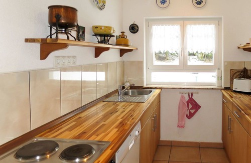 Gutach im Breisgau House | Beautiful private villa for 7 people with WIFI, TV, patio, pets allowed, panoramic view and park.