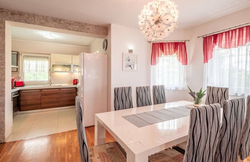 Municipality of Krizevci House | Beautiful private villa with A/C, private pool, WIFI, TV, terrace, pets allowed and panoramic view